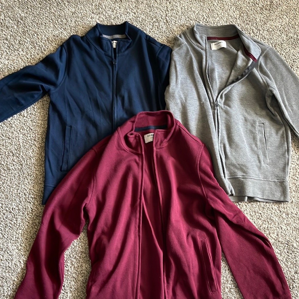 Lot of 3 boys sweaters xl 14-16